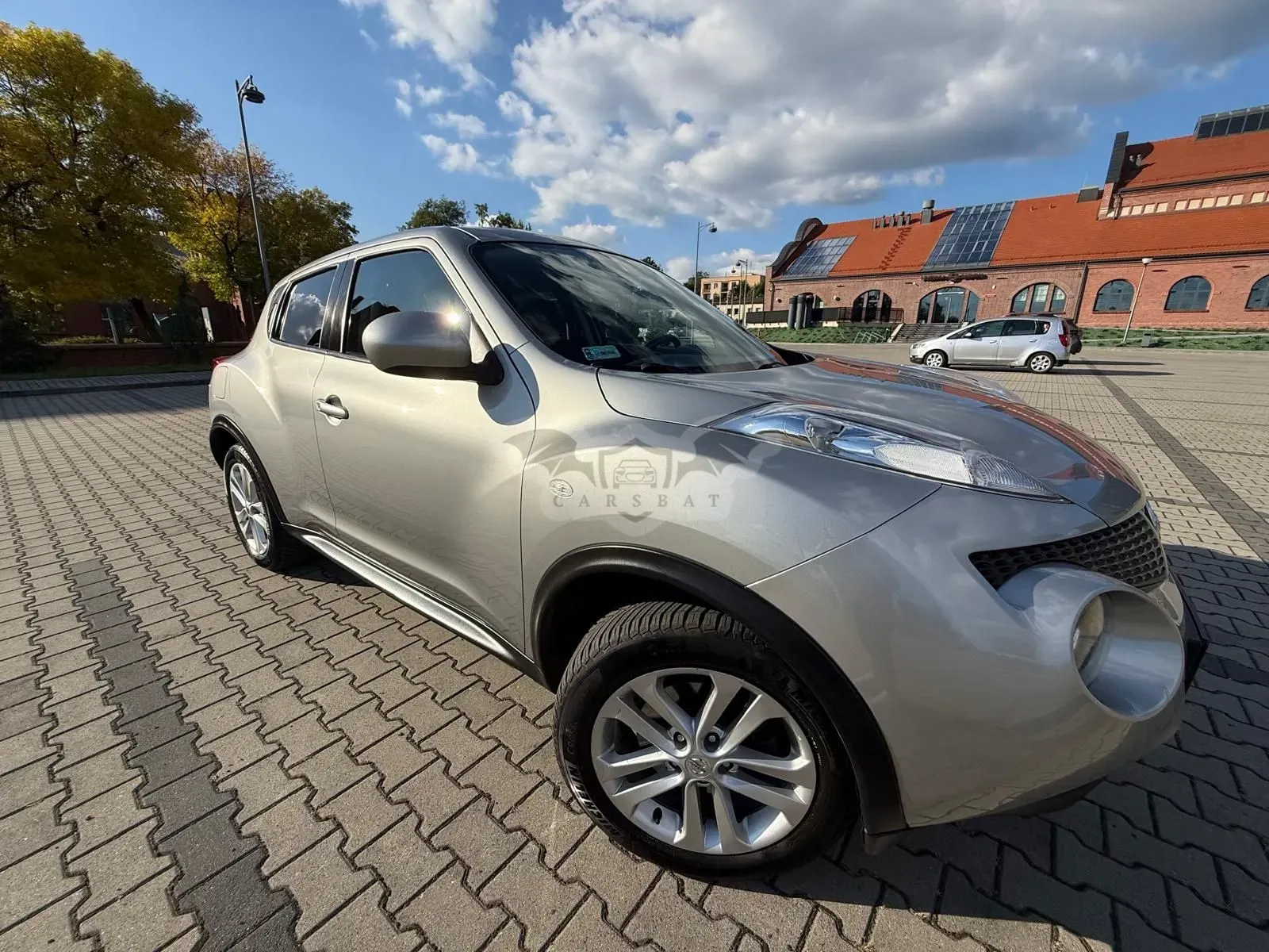 Nissan Juke I (2010-2019) 1.6 T Tekna 2011