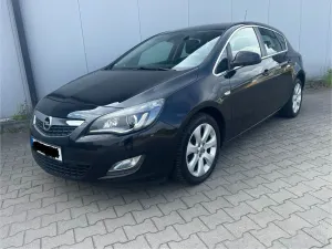 Opel Astra J (2009-2019) 1.4 Turbo Innovation 2012
