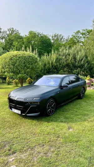 BMW 7 Series G70 (2022-) 2023