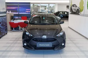 Toyota Yaris IV (2020-) 2024