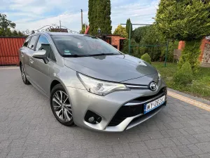 Toyota Avensis III (2009-) 1.8 Prestige MS 2016