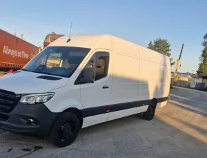 Mercedes-Benz Sprinter 2024
