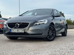 Volvo V40 II (2012-) D3 Drive-E Momentum 2017
