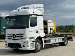 Mercedes-Benz Actros 2022