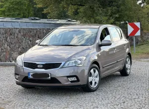 Kia Ceed I (2006-2012) 1.4 Comfort 2011