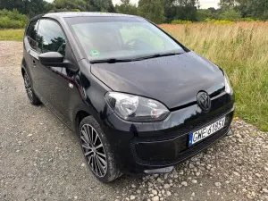 Volkswagen Up! black 2012