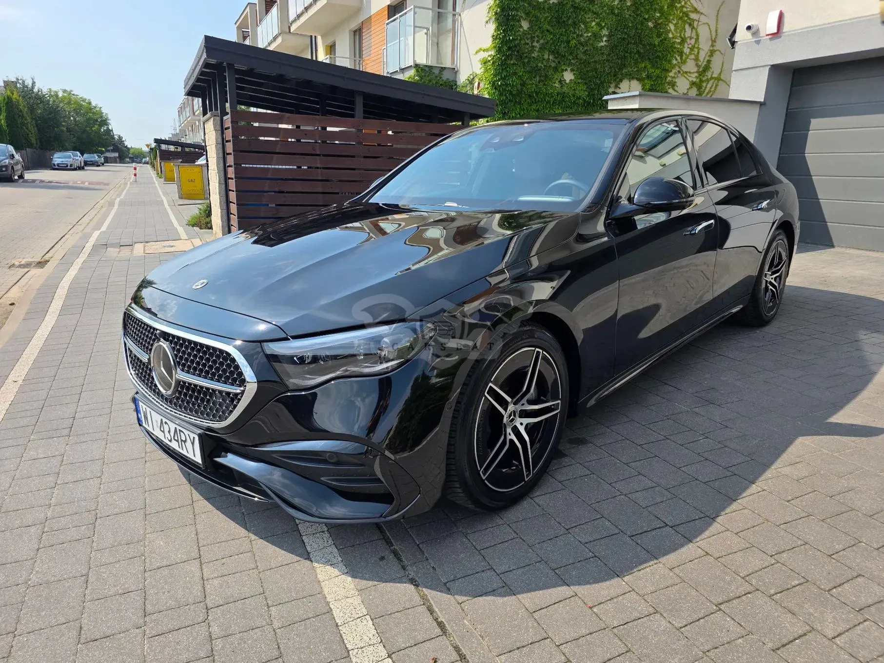 Mercedes-Benz E W214 (2023-) 220 d mHEV 4-Matic AMG 9G-Tronic 2026