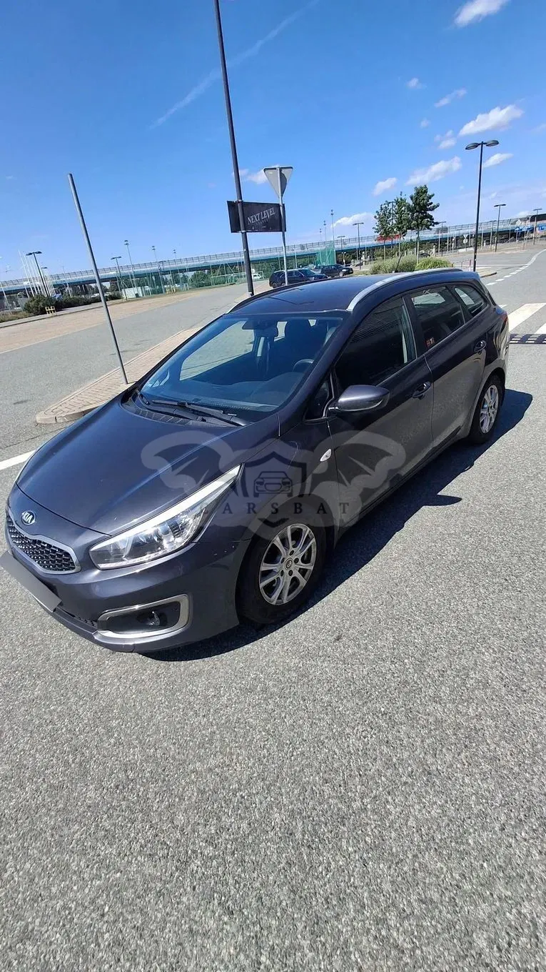 Kia Ceed II (2012-) 1.6 CRDi M 2017