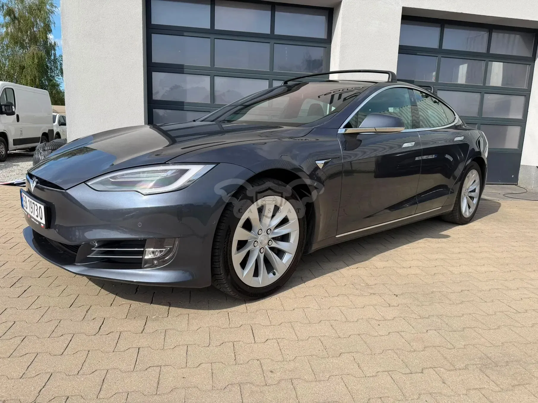 Tesla Model S 2019