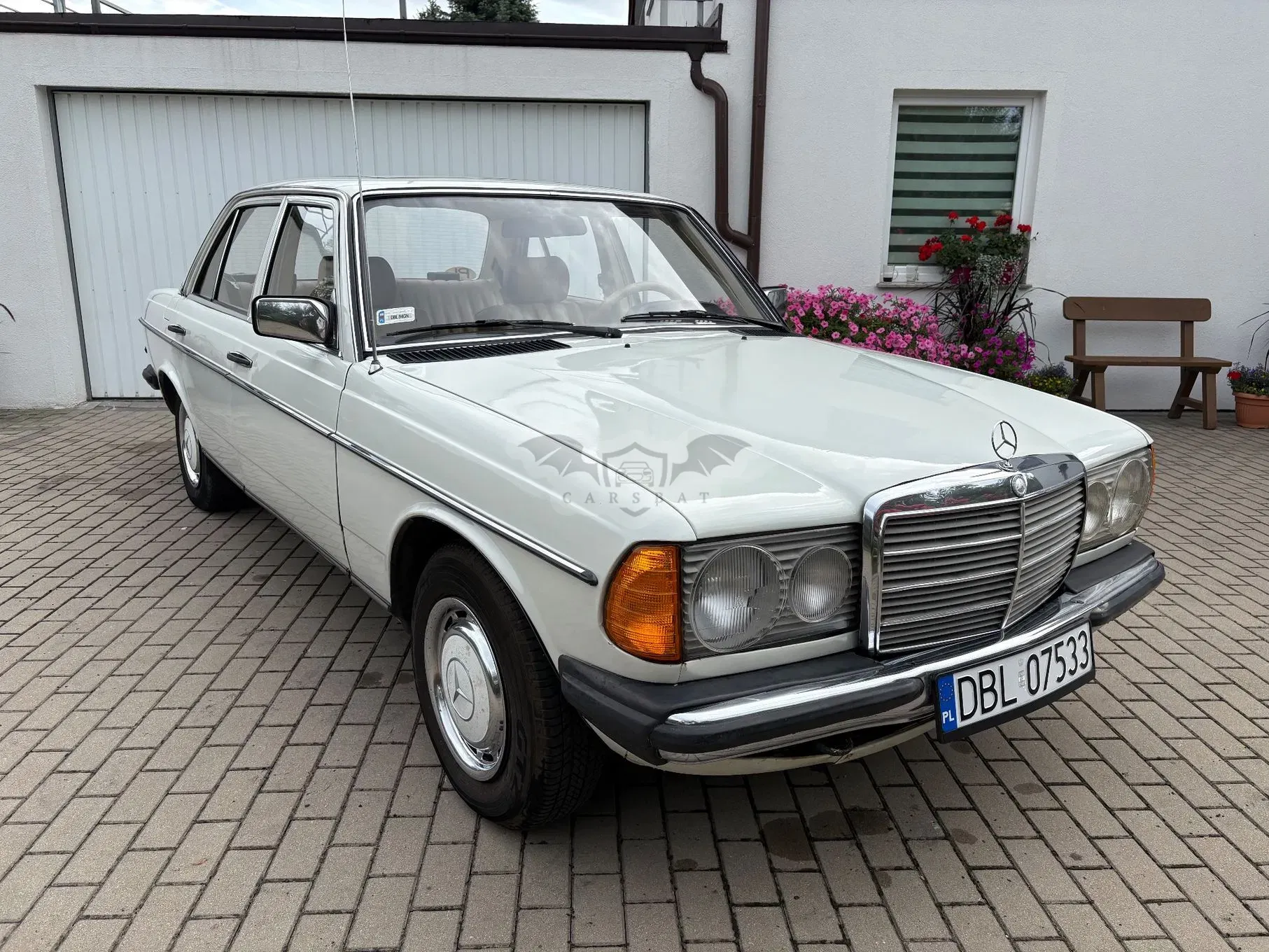 Mercedes-Benz E 1980