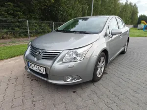 Toyota Avensis III (2009-) 2.0 D-4D Sol 2009