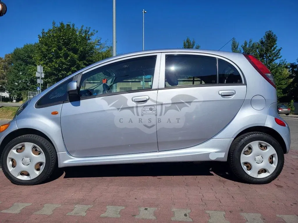 Mitsubishi i-MiEV Standard 2012