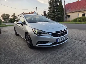 Opel Astra K (2015-2021) 1.6 CDTI Essentia S&S 2018