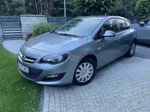 Opel Astra J (2009-2019) 1.4 Enjoy 2013