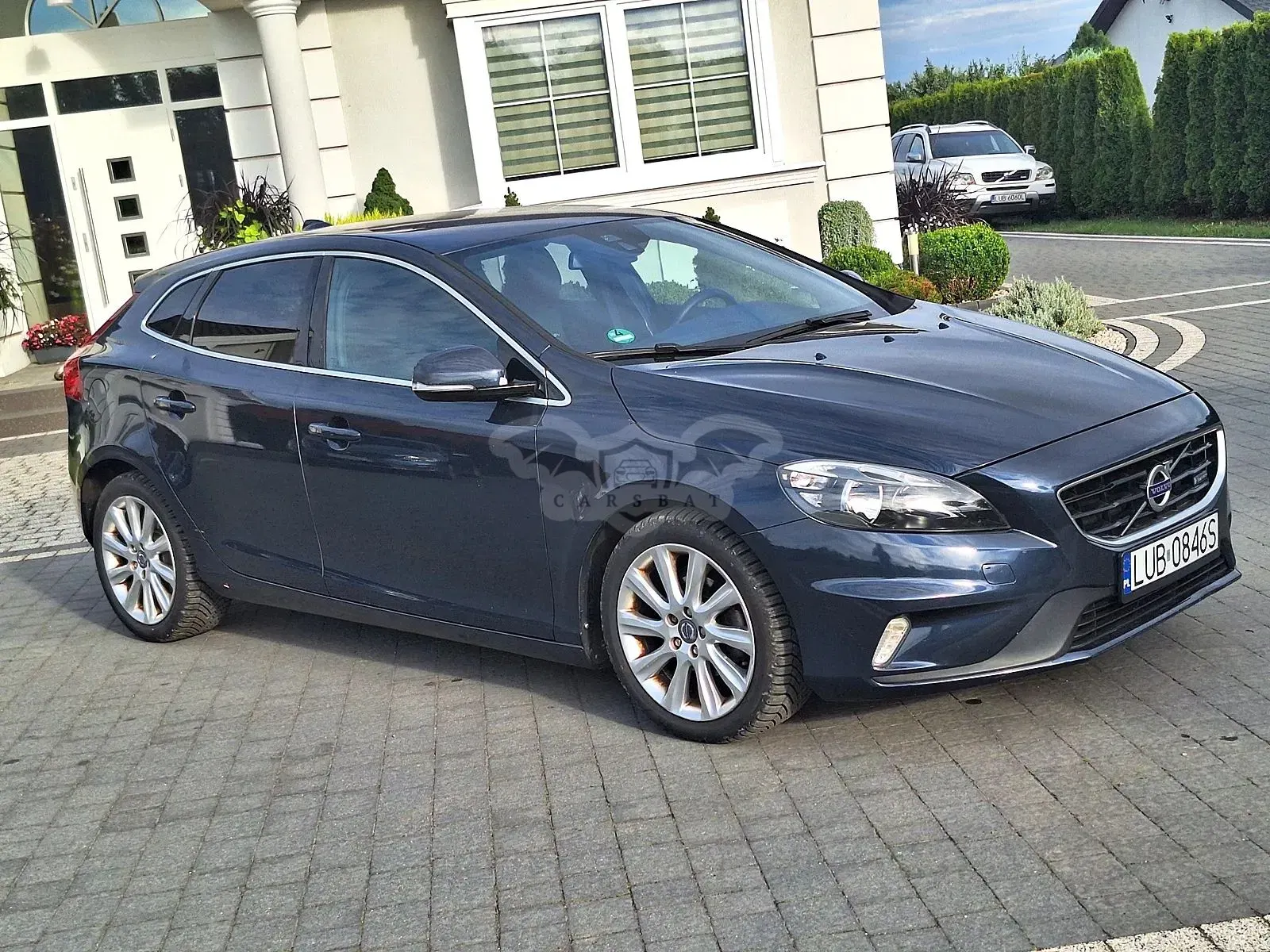 Volvo V40 II (2012-) D2 R Design 2013