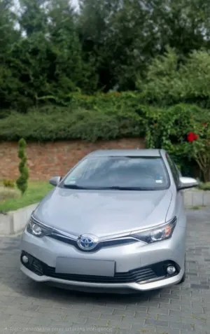 Toyota Auris II (2012-) Hybrid 135 Premium 2017