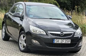 Opel Astra J (2009-2019) 1.6 Selection 2011