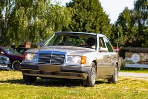 Mercedes-Benz E 1992
