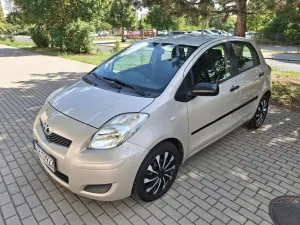 Toyota Yaris II (2005-2011) 1.33 Sol 2009