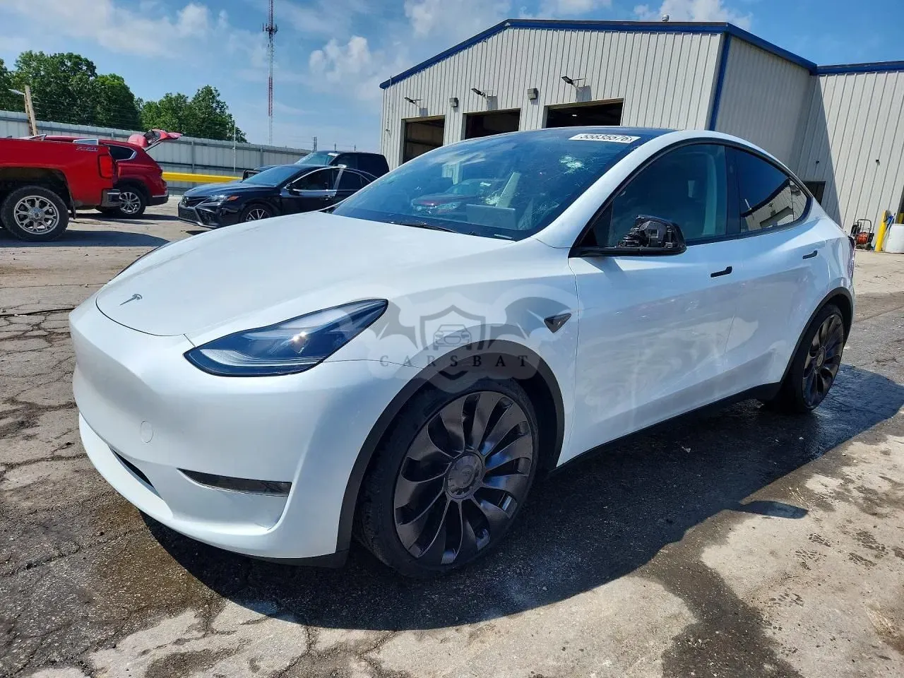 Tesla Model y 2024