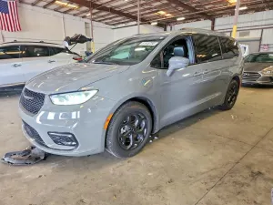 Chrysler Pacifica 2021