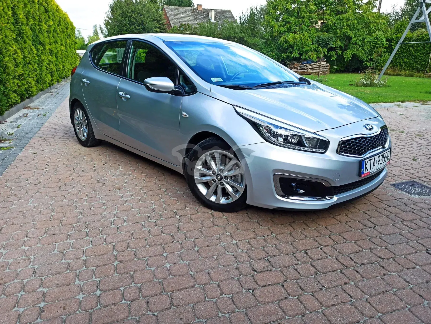 Kia Ceed II (2012-) 1.6 GDI L 2017