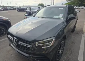 Mercedes-Benz GLC I (2015-2022) 300 4Matic 9G-TRONIC AMG Line 2021