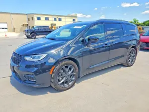 Chrysler Pacifica 2023