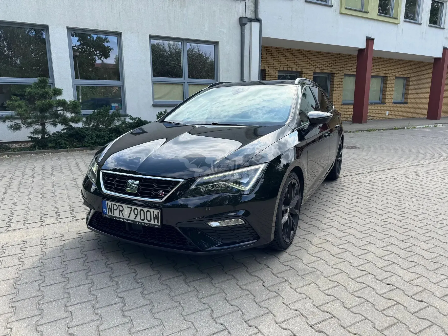 Seat Leon III (2012-) 2.0 TDI DPF DSG FR Black Matt Edition 2020
