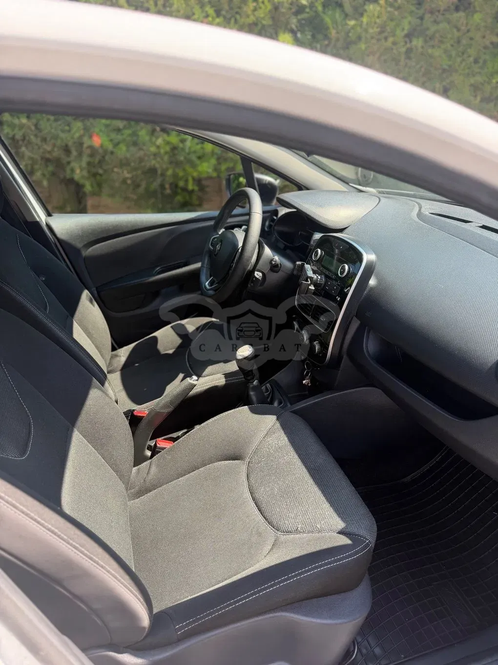Renault Clio IV (2012-2018) 1.2 16V 75 Business 2017