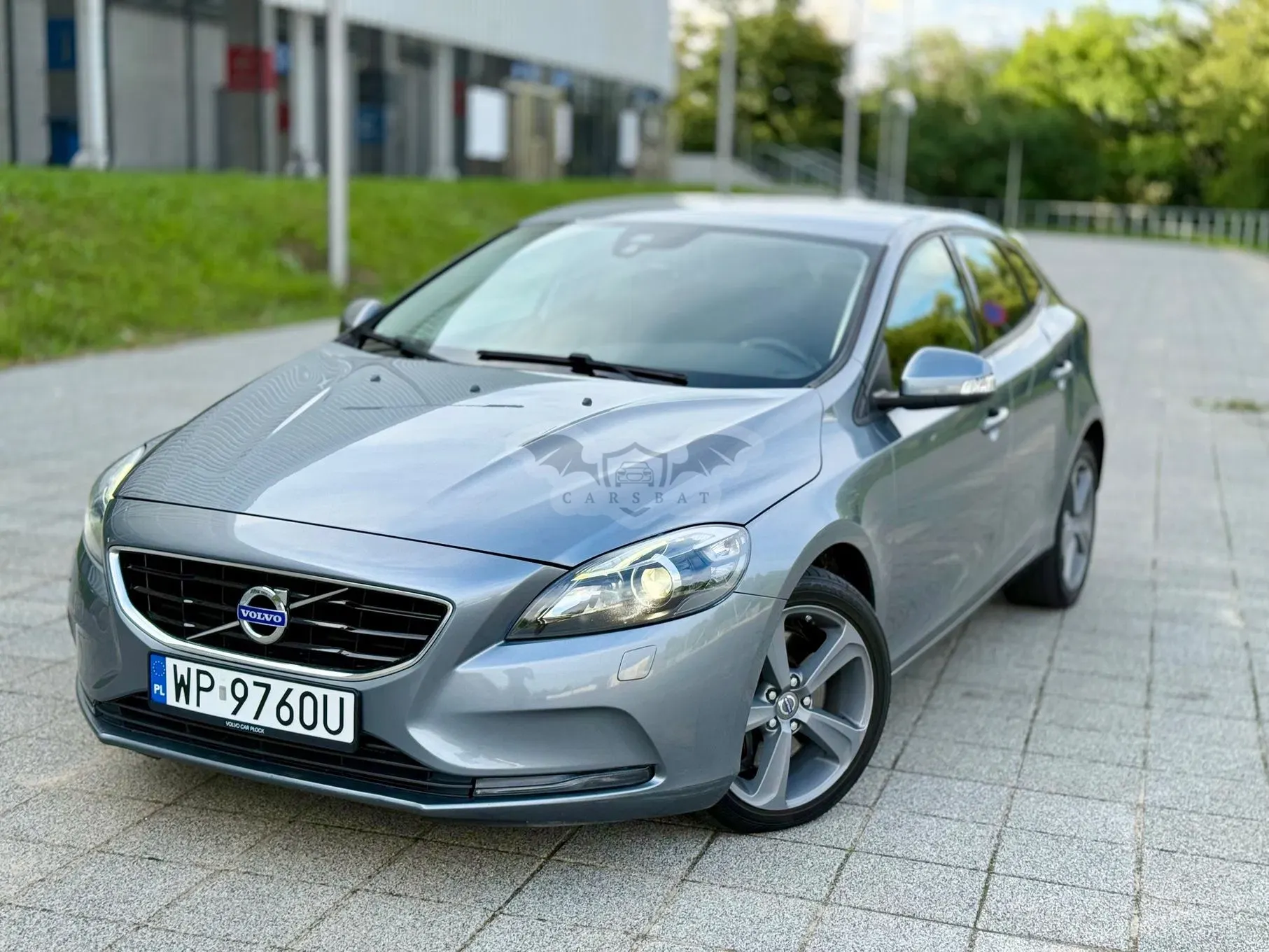 Volvo V40 II (2012-) D4 Geartronic Momentum 2014