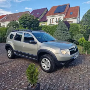 Dacia Duster I (2009-2017) 1.6 16V 4x2 Prestige 2011