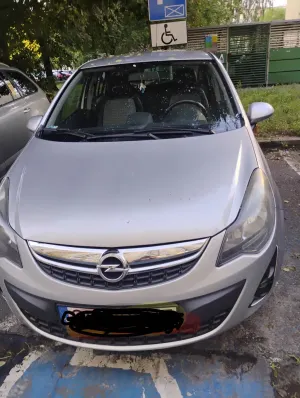 Opel Corsa D (2006-2014) 1.4 16V Cosmo 2013