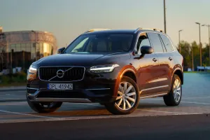 Volvo XC90 II (2014-) D5 AWD Momentum 2017