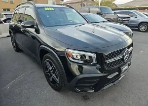 Mercedes-Benz GLB 2023