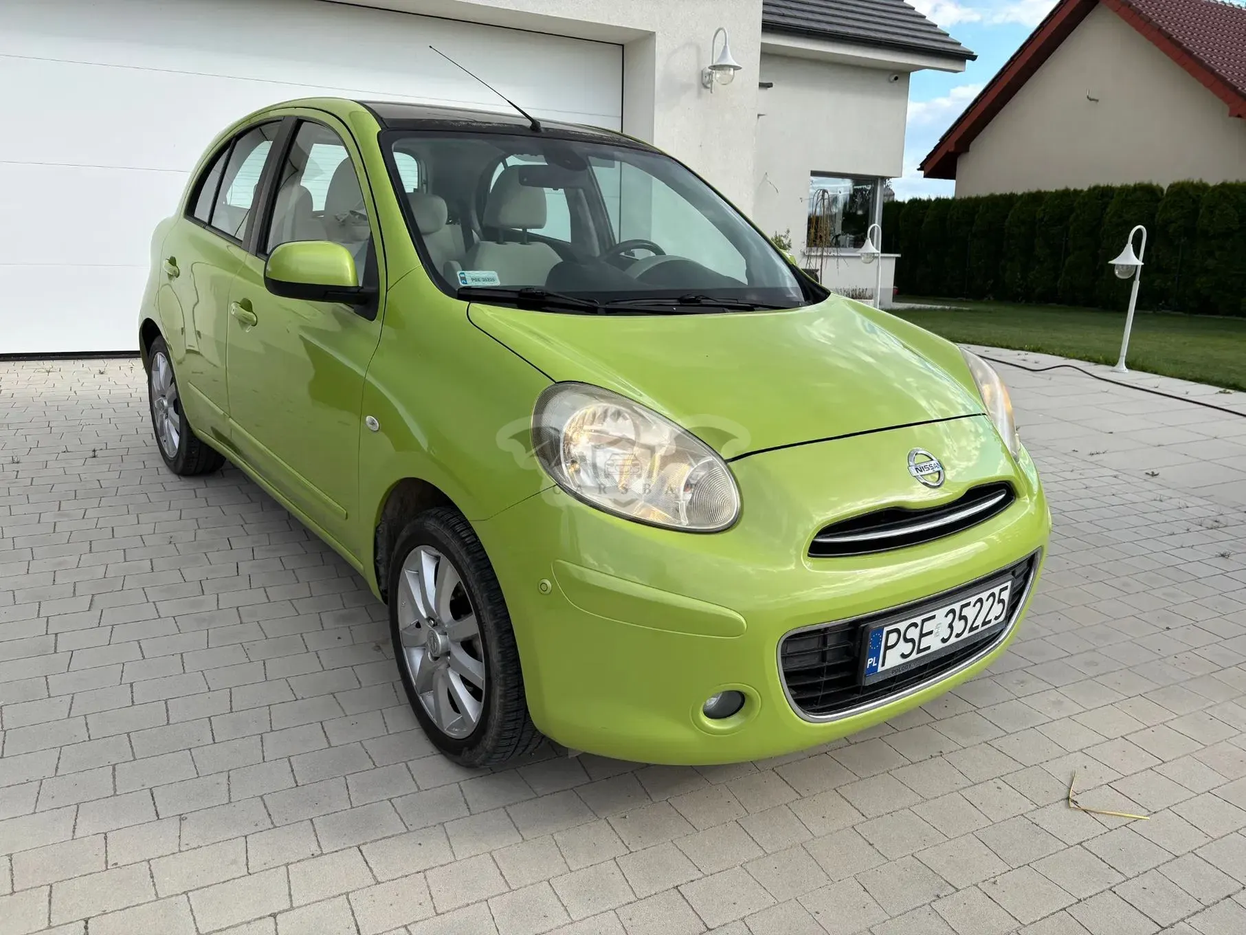 Nissan Micra (March) K13 (2010-2016) 1.2 Tekna 2010