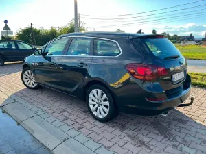 Opel Astra J (2009-2019) 1.4 T Cosmo 2011