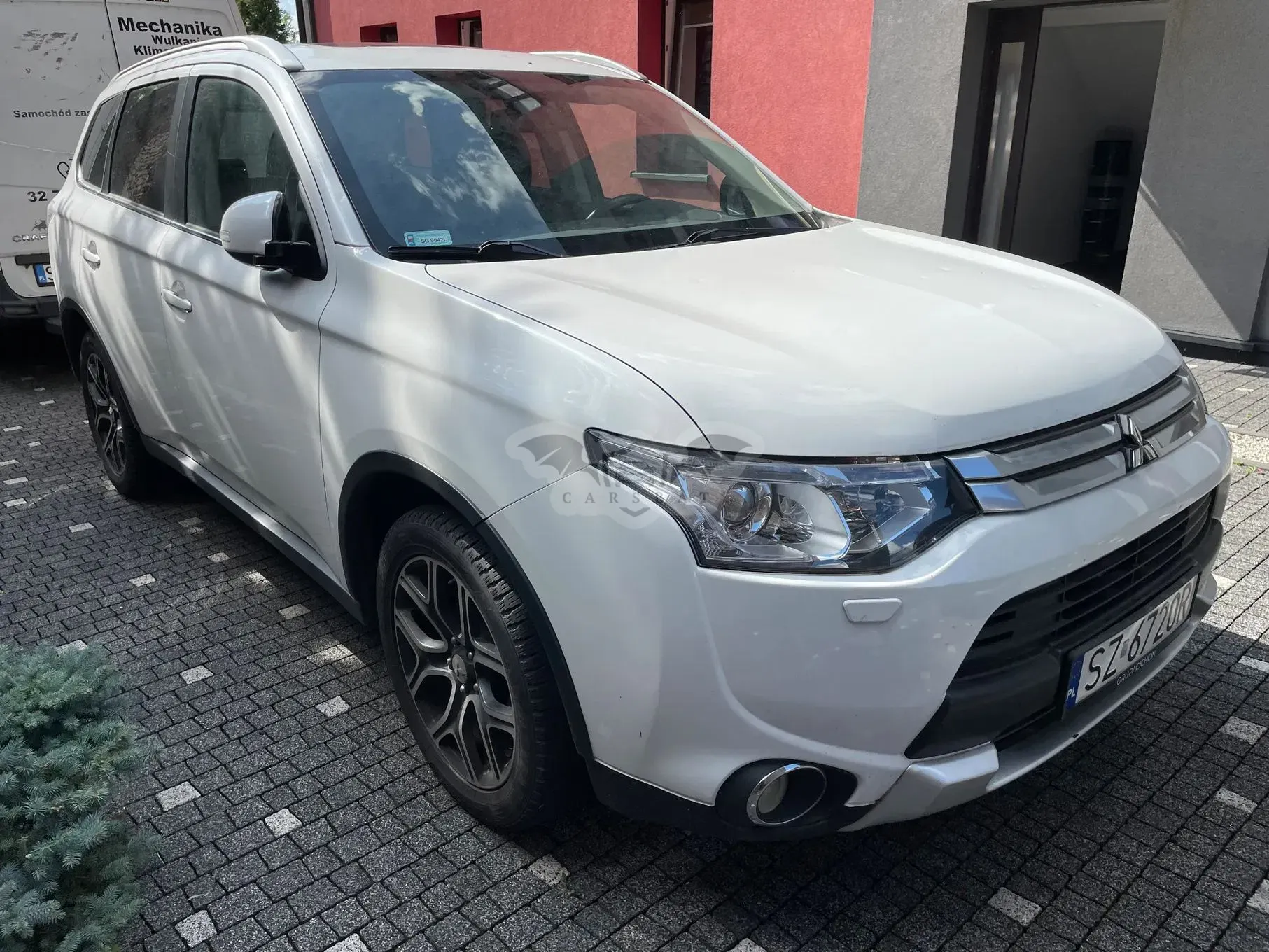 Mitsubishi Outlander III (2012-2022) 2.0 Intense + Navi 4WD CVT 2014