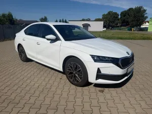 Skoda Octavia IV (2020-) 1.5 TSI Selection 2024