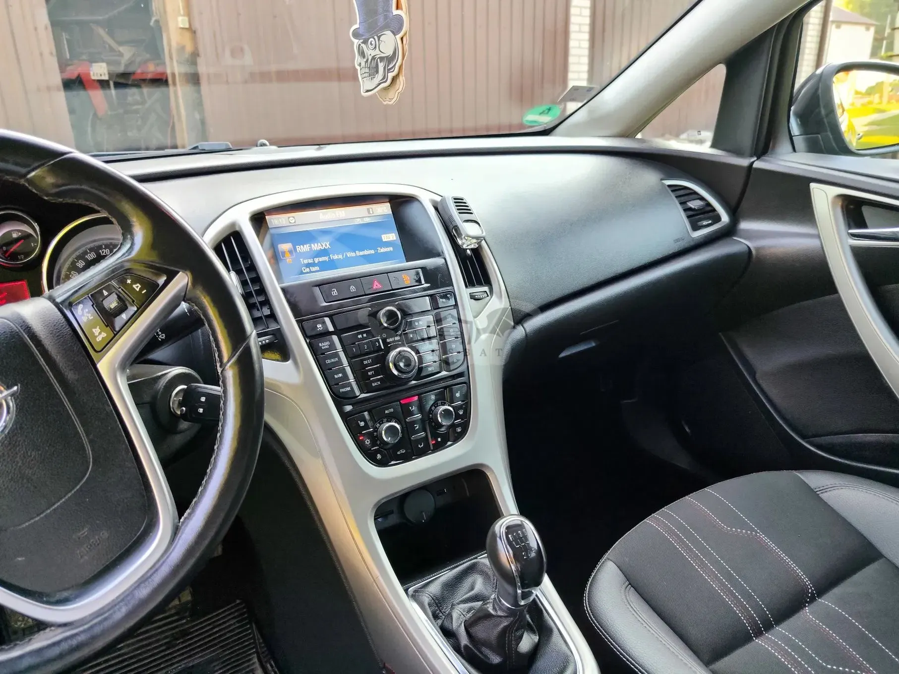 Opel Astra J (2009-2019) 1.4 T Edition 150 2012