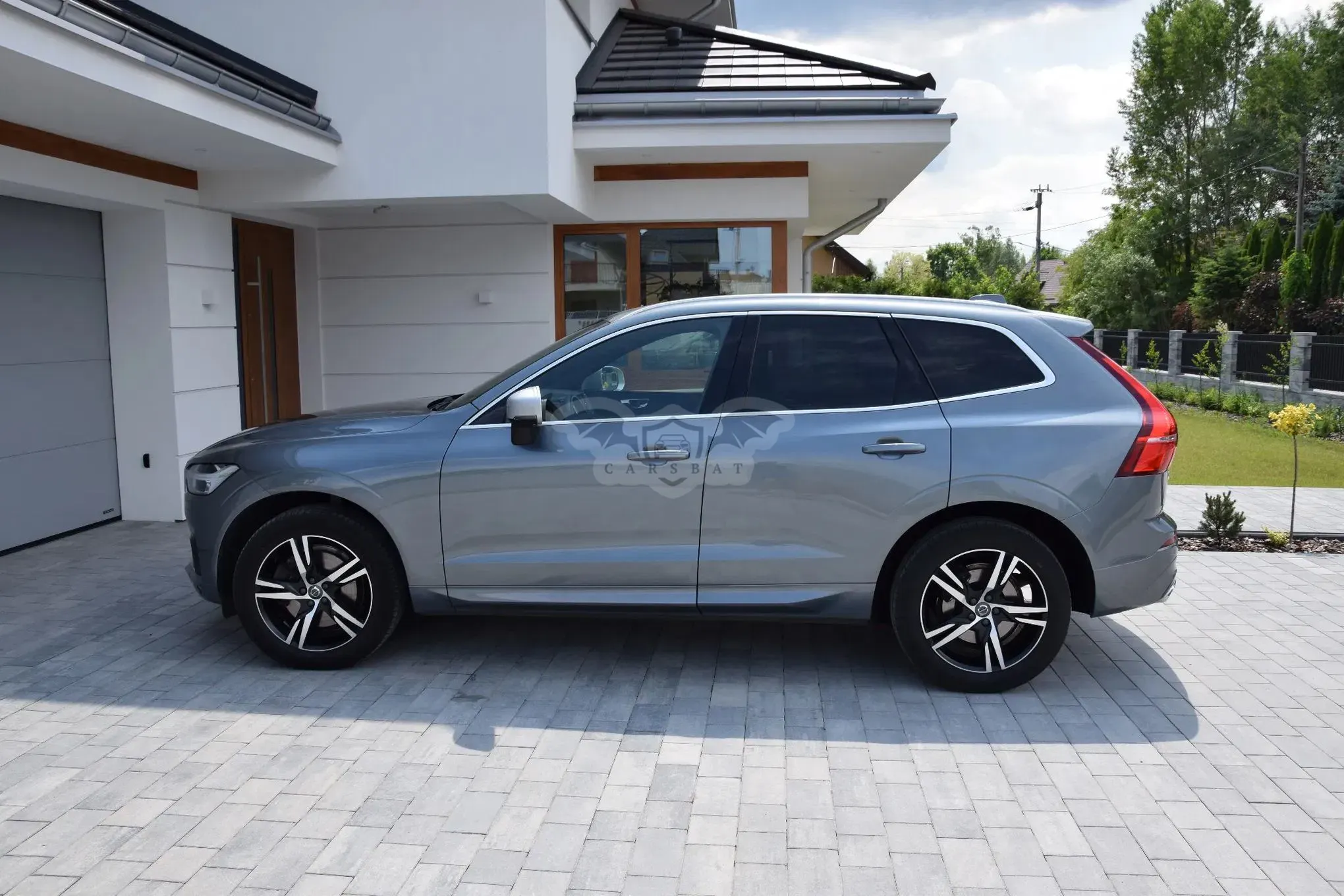 Volvo XC60 II (2017-) D4 SCR R-Design 2019