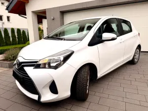 Toyota Yaris III (2011-2019) 1.0 Active EU6 2015