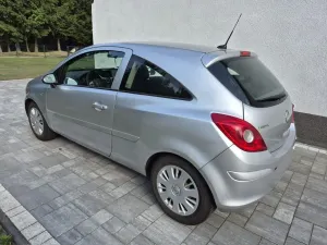 Opel Corsa D (2006-2014) 1.2 16V Silverline 2007