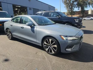Volvo S60 III (2018-) B5 B Ultimate Bright 2023