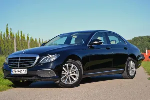 Mercedes-Benz E W213 (2016-2023) 200 d 9G-TRONIC Avantgarde 2017