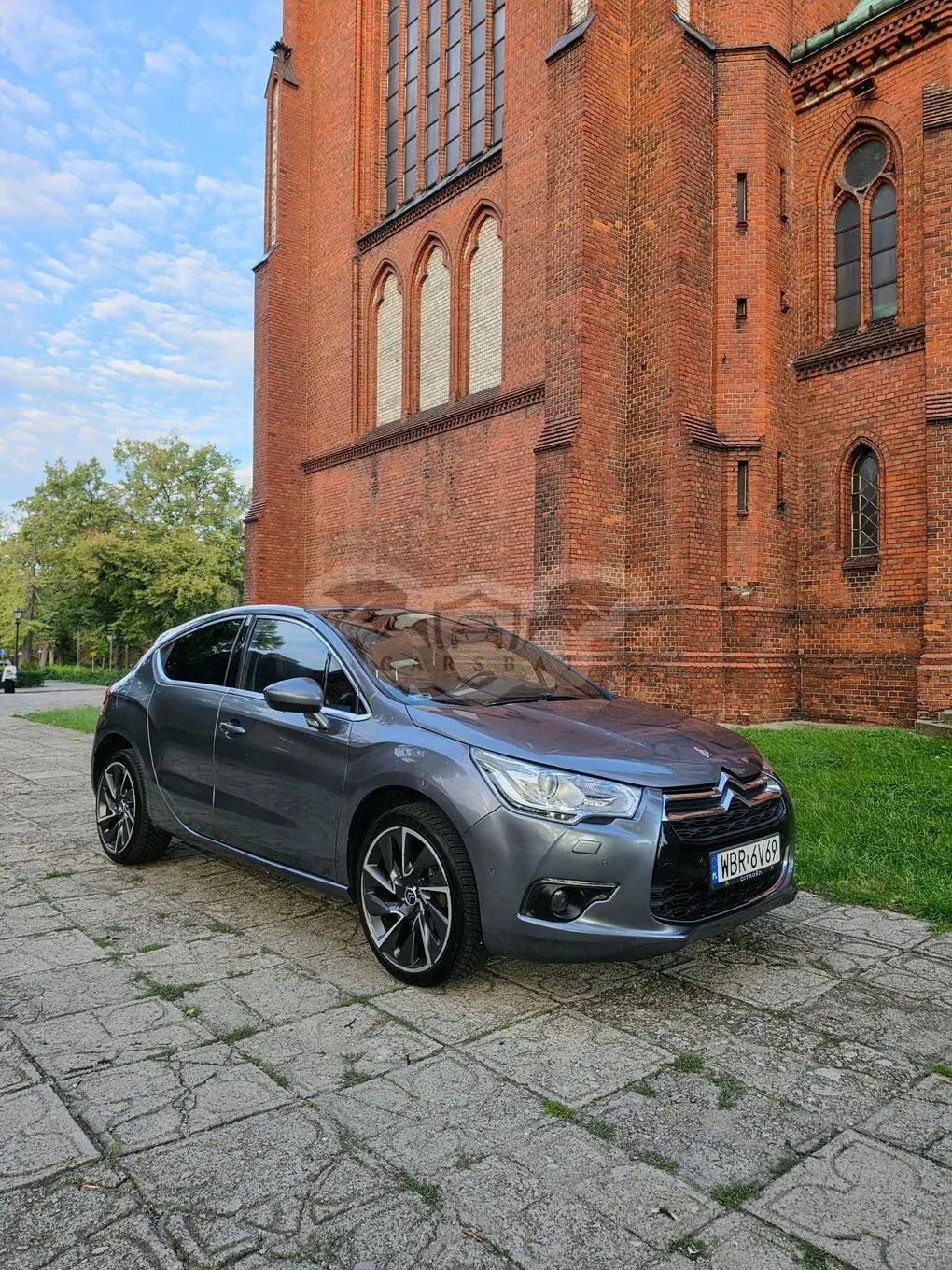 Citroën DS4 2.0 HDi SportChic 2011