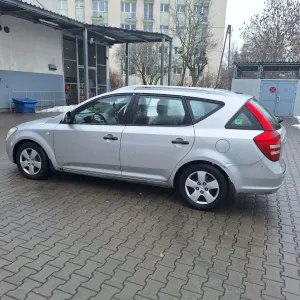 Kia Ceed I (2006-2012) 2.0 crdi Optimum + 2009