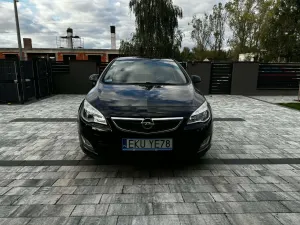 Opel Astra J (2009-2019) 1.6 Essentia 2010