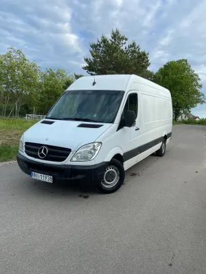Mercedes-Benz Sprinter 2012