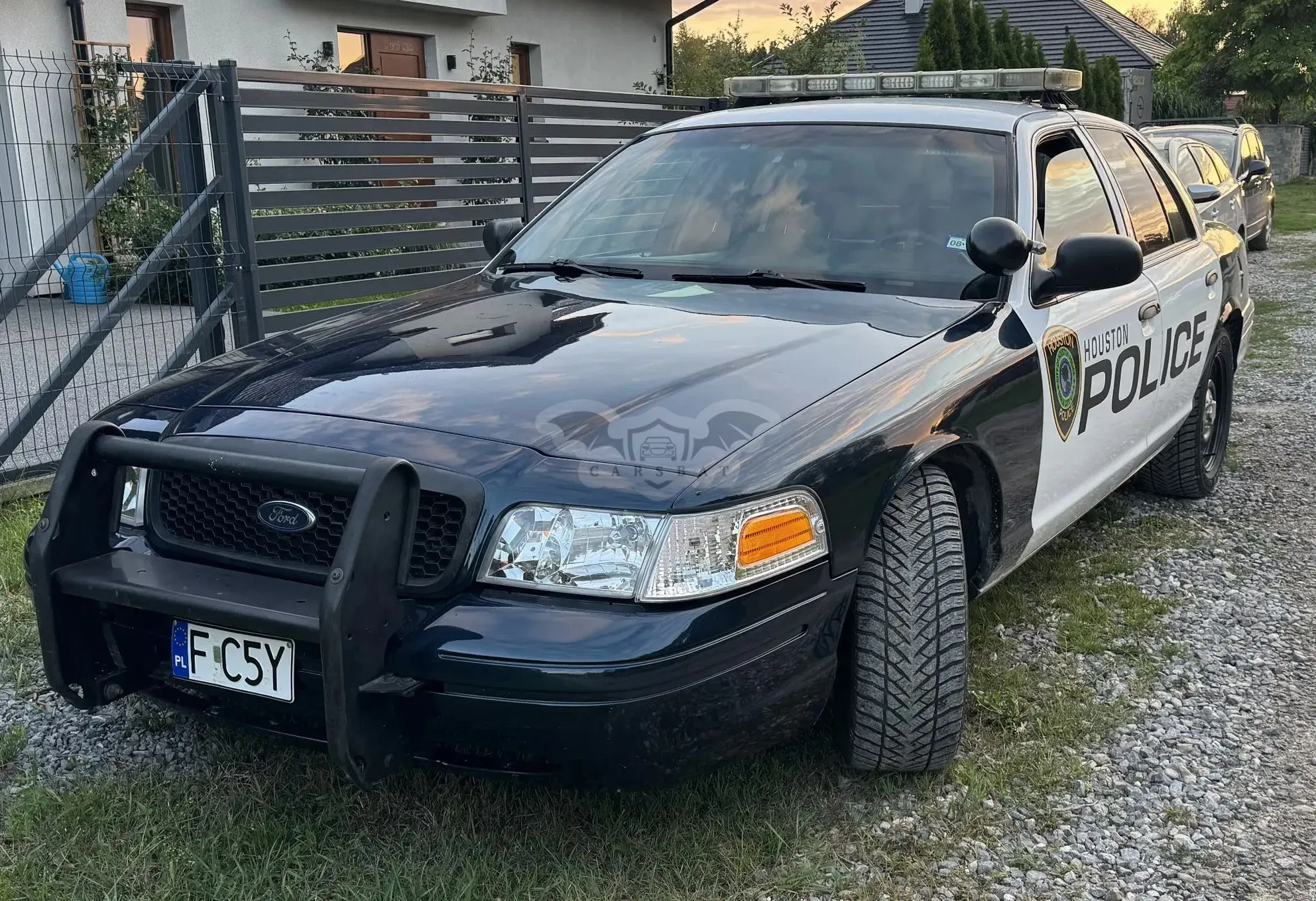 Ford Crown 2008